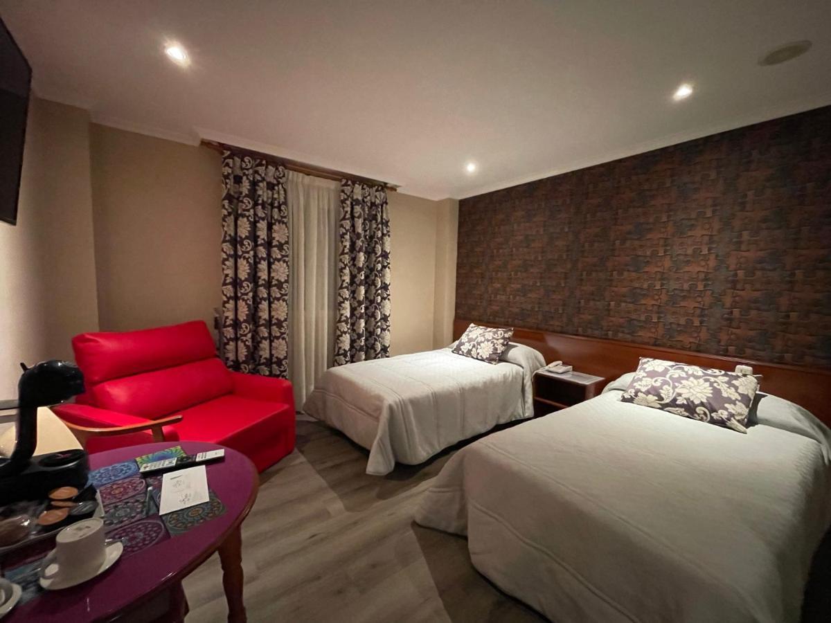 Мотель La Siesta Villamarciel Экстерьер фото